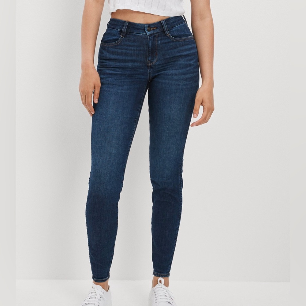 American Eagle Curvy super high rise Jegging
Size 6 long